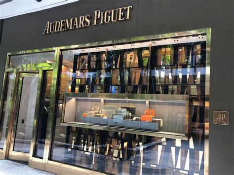 miami beach audemars piguet buyer|audemars piguet store near me.